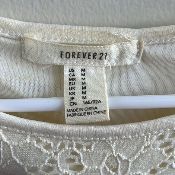 Lacy Off-White Dress - Picture 2 of 3